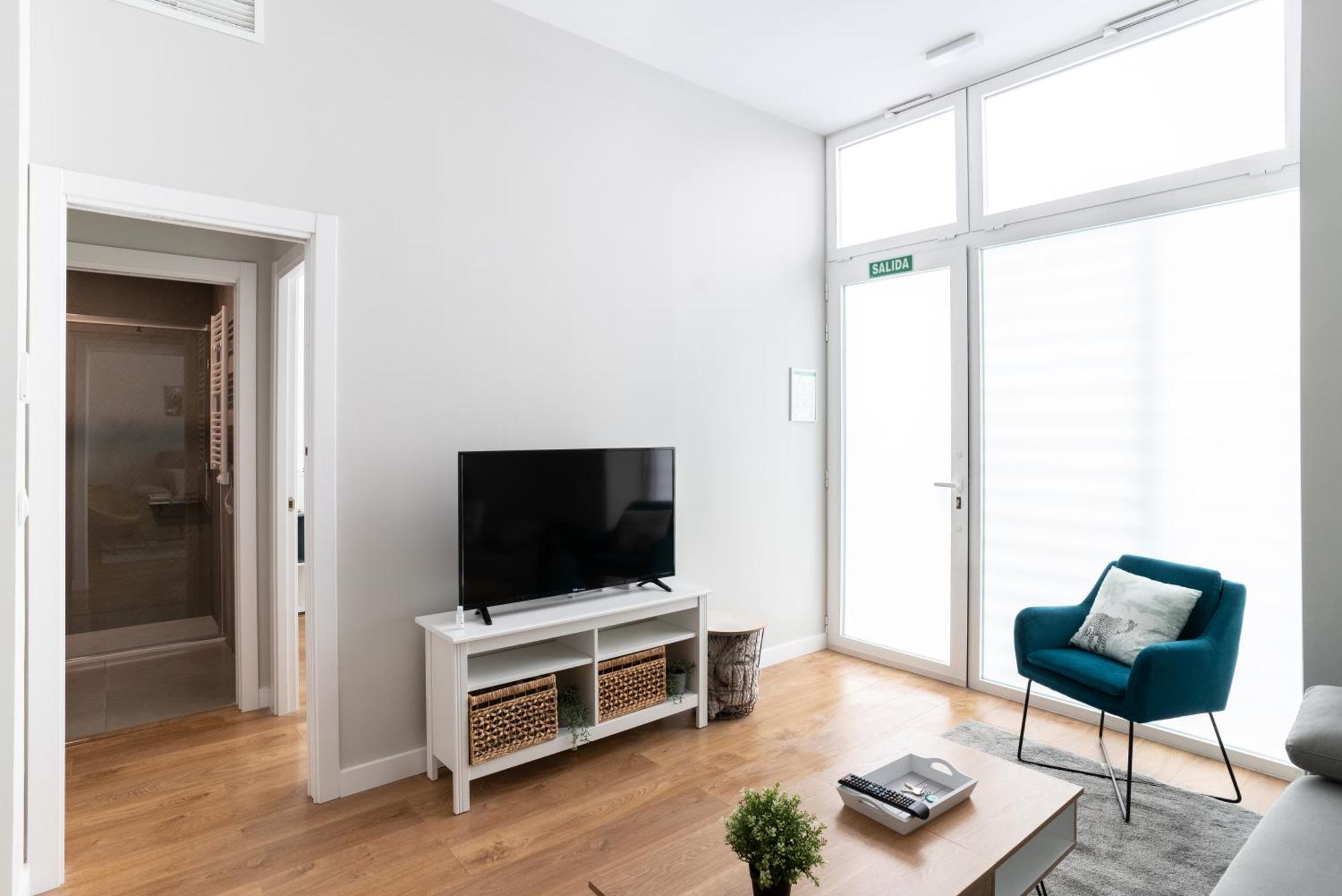 Bright And Airy 2 Bedroom Apartment In Madrid Exterior foto